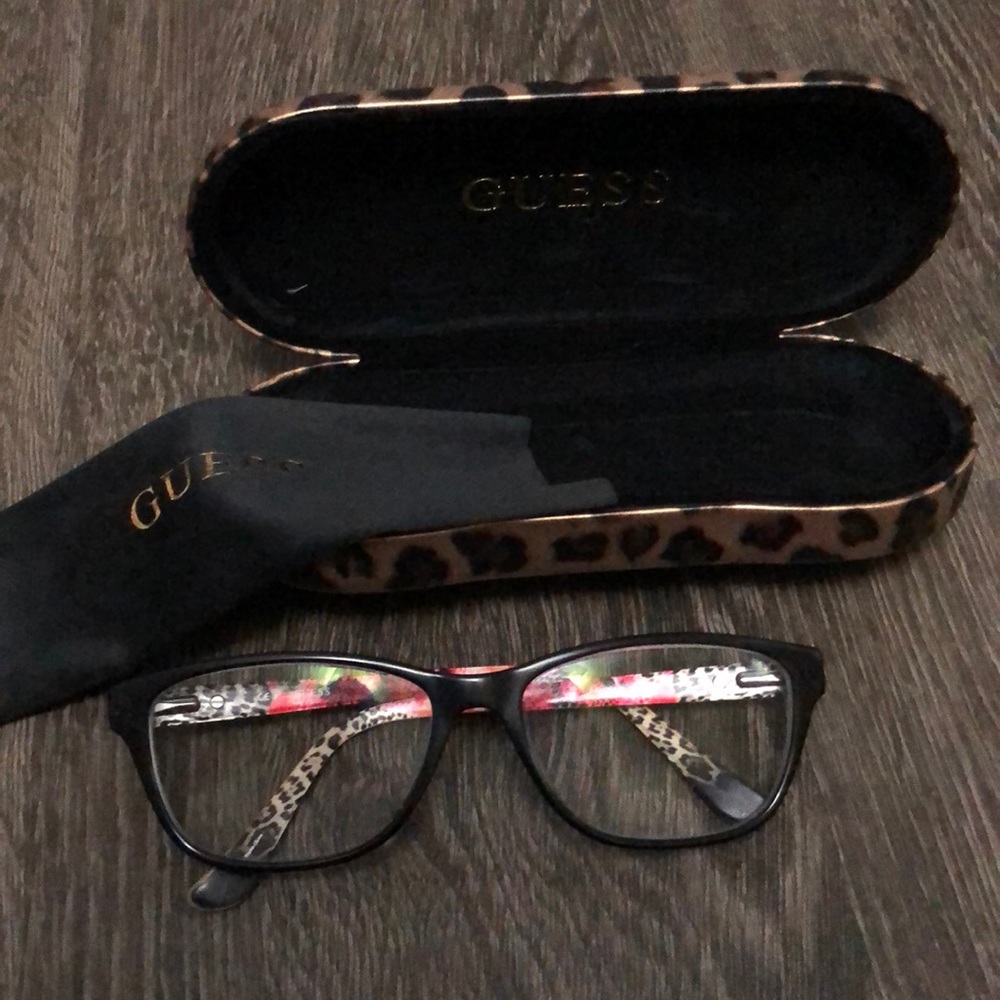 Guess Glasses and Case